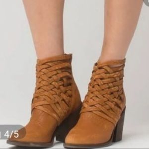 Free People Booties Sz 8